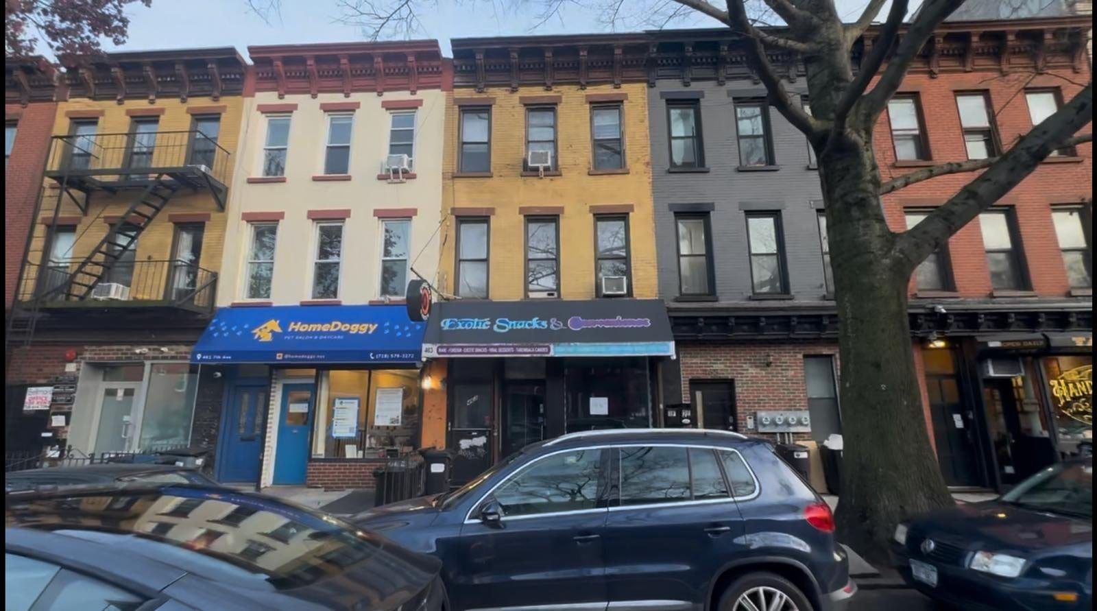 463 7th Avenue storefront